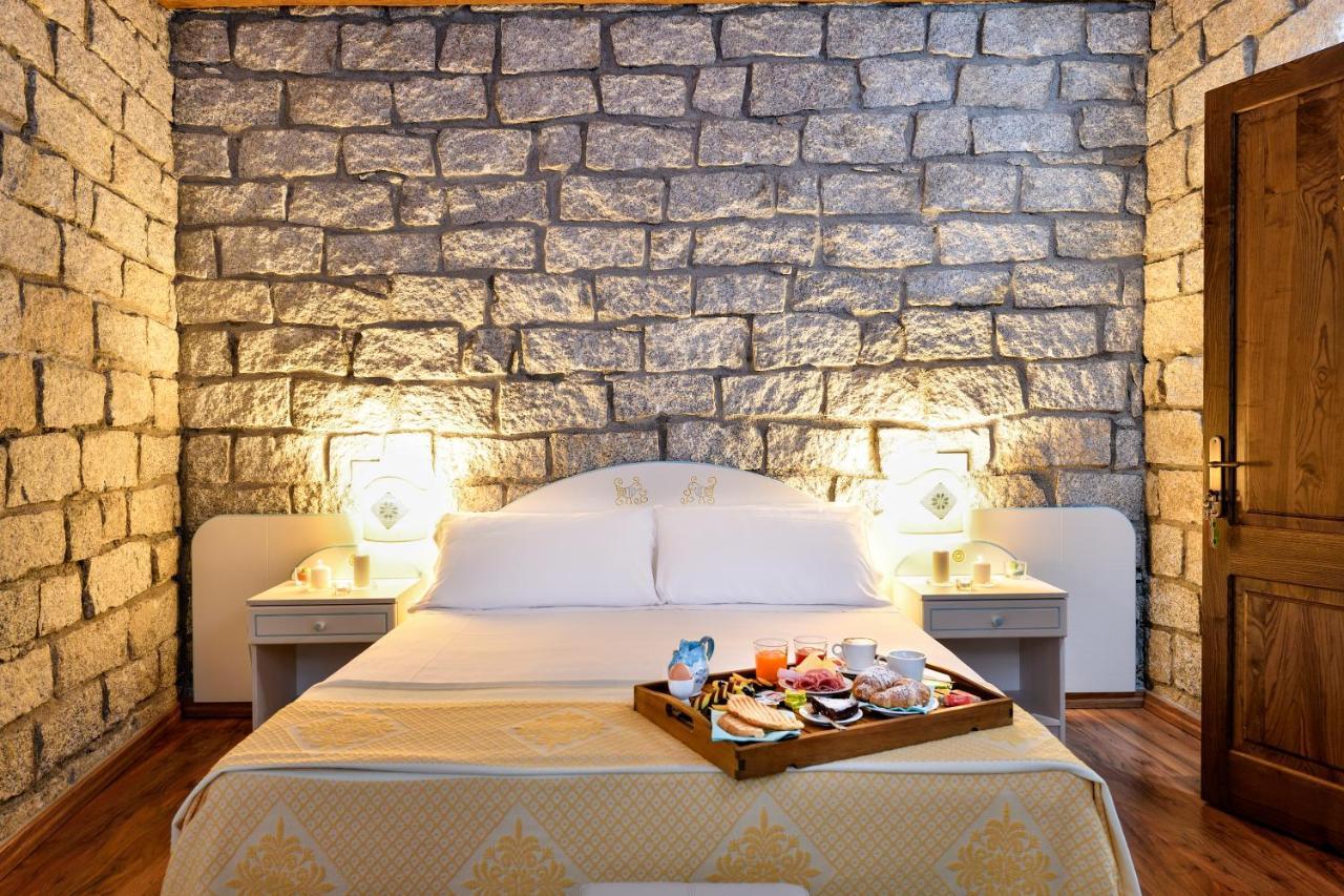 Antica 4*