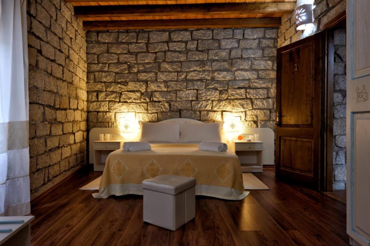 Antica 4*